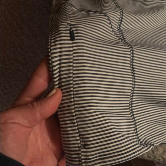 Duluth Trading Co. Striped tank bundle - Picture 6 of 12